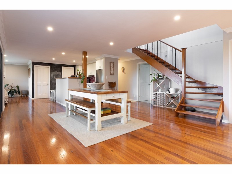 5 Gordon Crescent, Smiths Lake NSW 2428