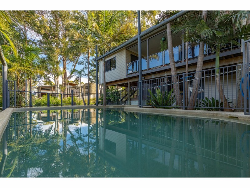 5 Gordon Crescent, Smiths Lake NSW 2428