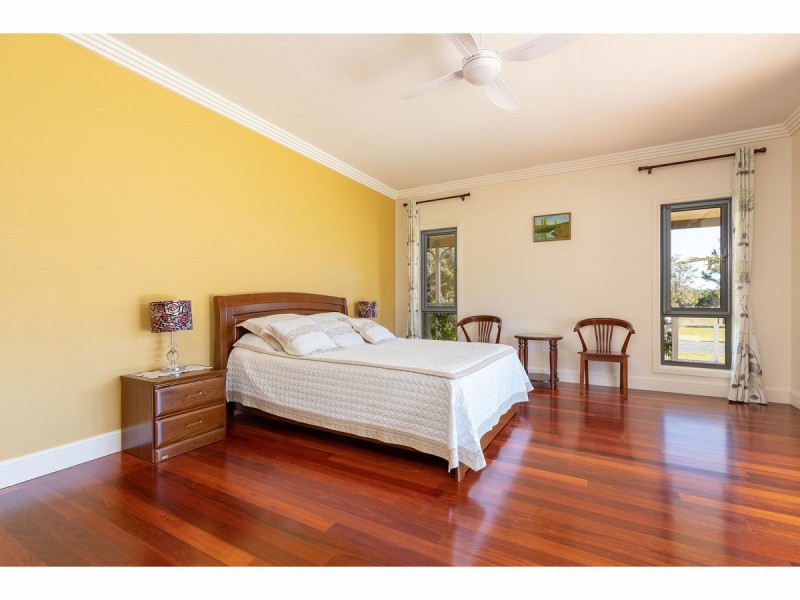 106 Suncrest Close, Bulahdelah NSW 2423