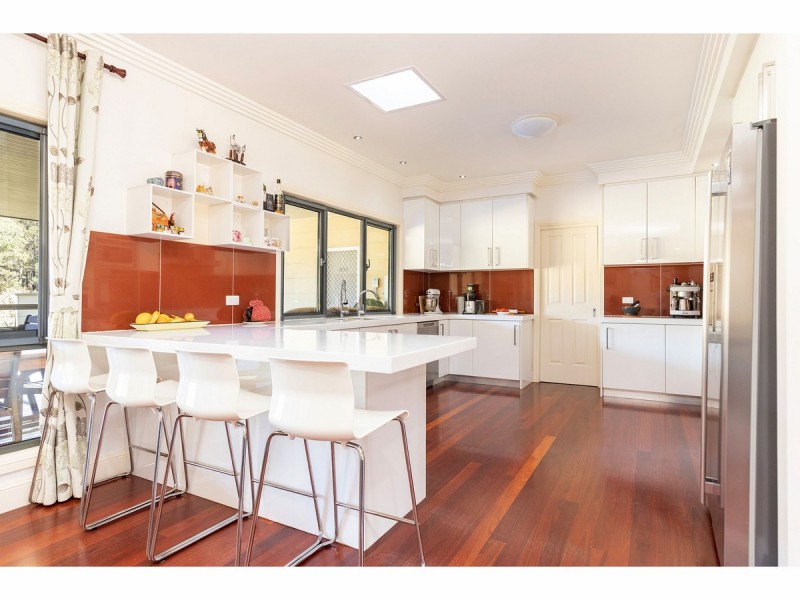 106 Suncrest Close, Bulahdelah NSW 2423