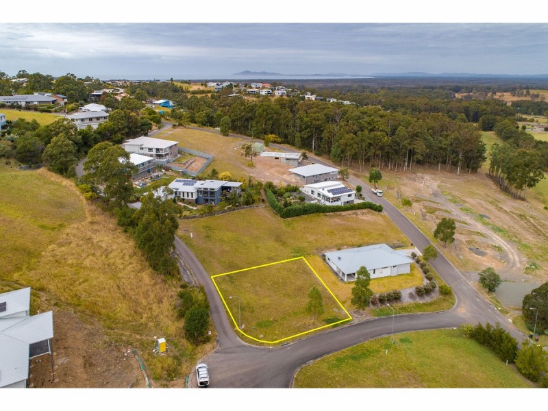 13 St Andrews Court, Tallwoods Village NSW 2430