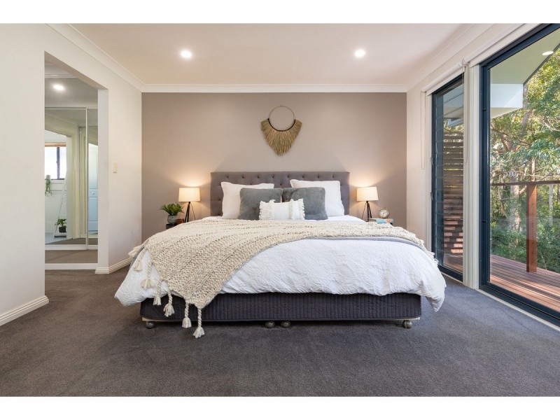 24 Lyn Crescent, Smiths Lake NSW 2428