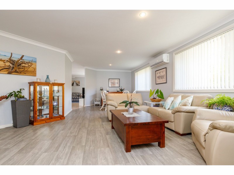 1 Robina Grove, Forster NSW 2428