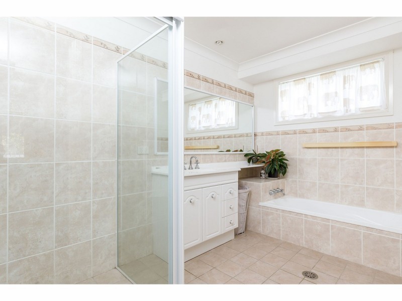 1 Robina Grove, Forster NSW 2428