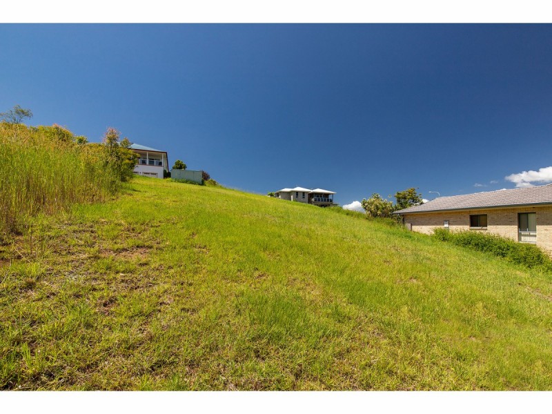 40 Hilltop Parkway, Tallwoods Village NSW 2430