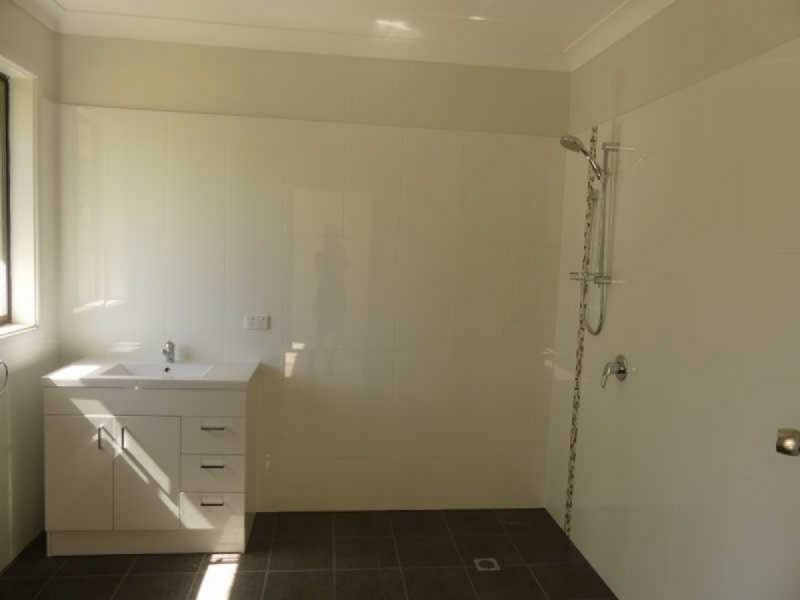 5 Tree View Place, Forster NSW 2428