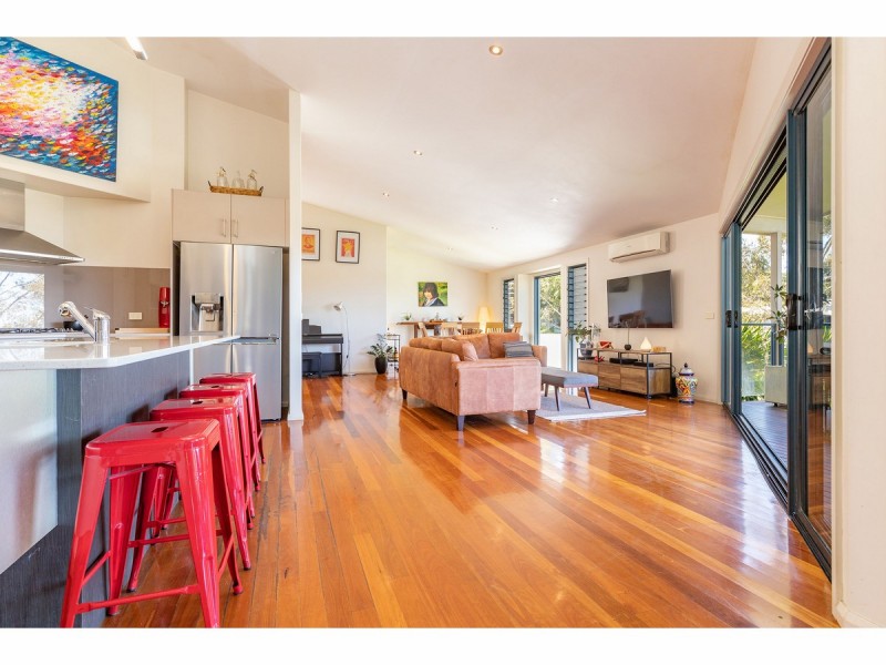 25 St Andrews Court, Tallwoods Village NSW 2430