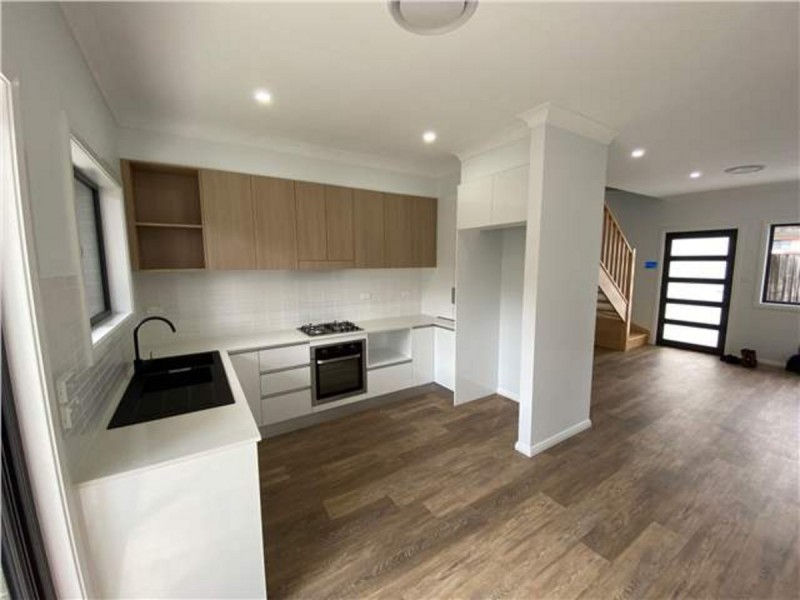 1/84 Macintosh Street, Forster NSW 2428