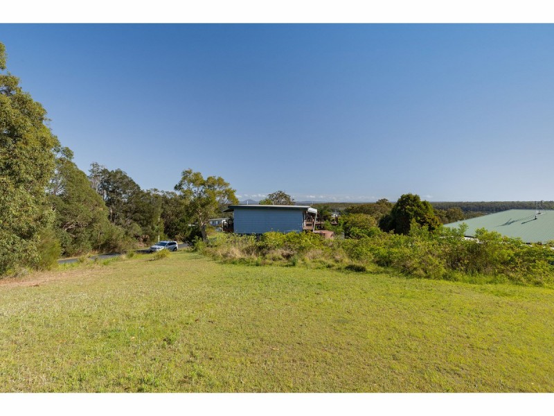 48 Moorooba Road, Coomba Park NSW 2428