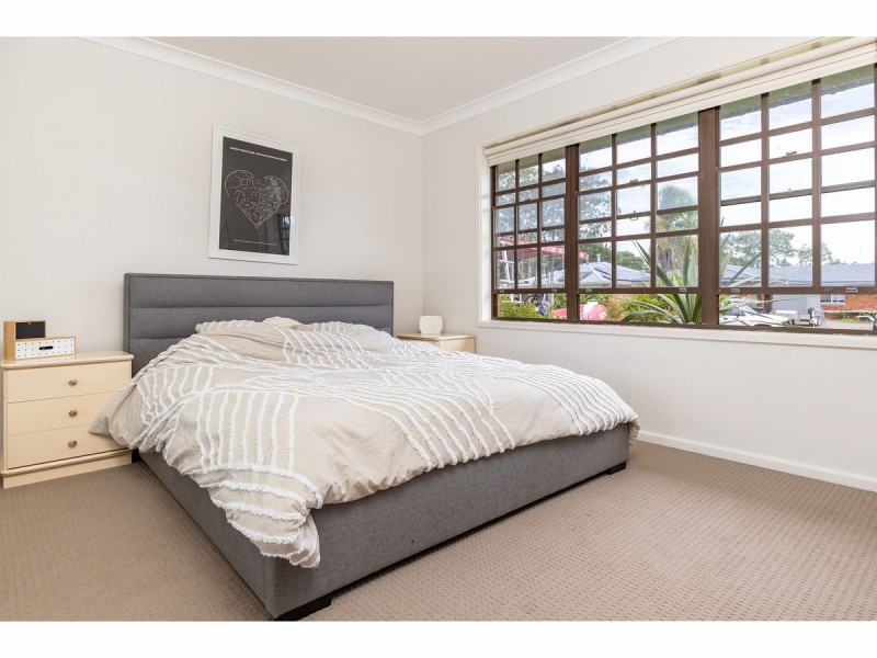 5 Tree View Place, Forster NSW 2428