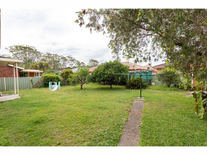 5 Tree View Place, Forster NSW 2428