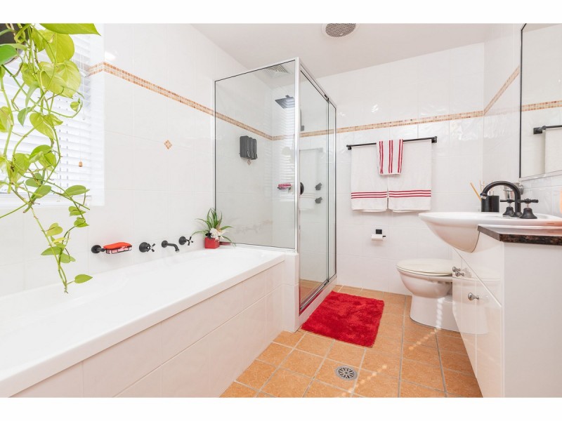 204/22-30 Manning Street, Tuncurry NSW 2428