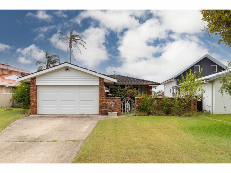 29 Victor Avenue, Forster NSW 2428