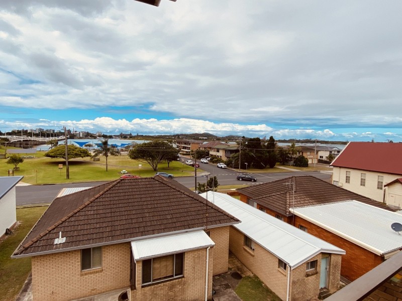 15/2-6 Taree Street, Tuncurry NSW 2428