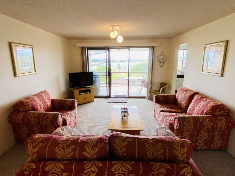 15/2-6 Taree Street, Tuncurry NSW 2428