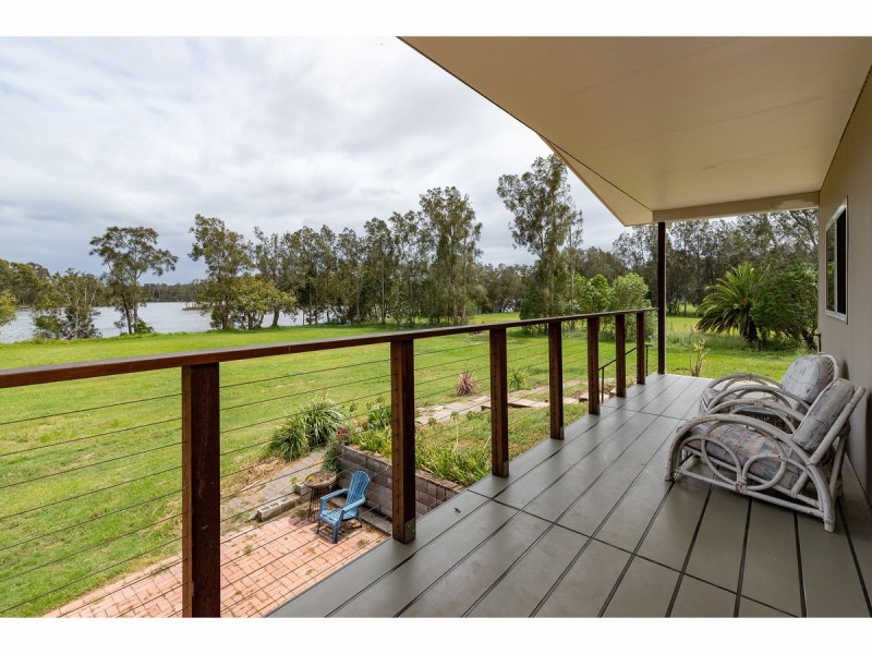 47 Chapmans Road, Tuncurry NSW 2428