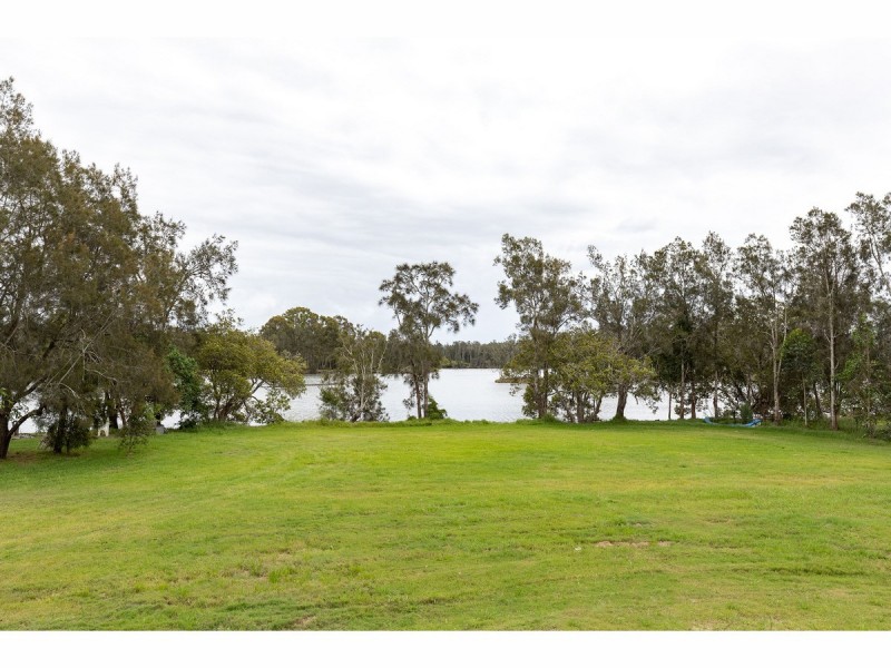 47 Chapmans Road, Tuncurry NSW 2428