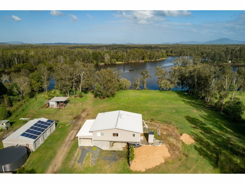 47 Chapmans Road, Tuncurry NSW 2428