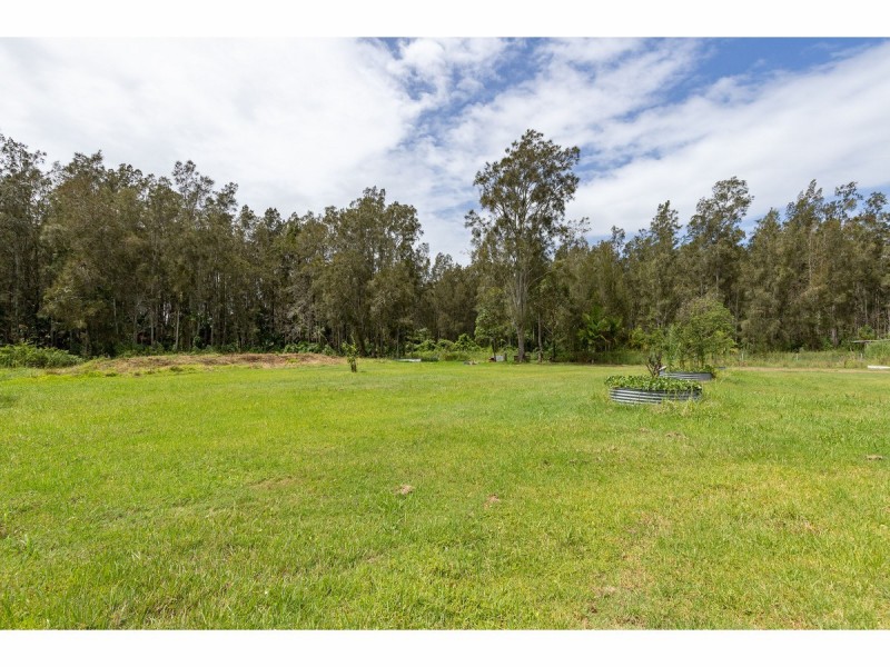 47 Chapmans Road, Tuncurry NSW 2428