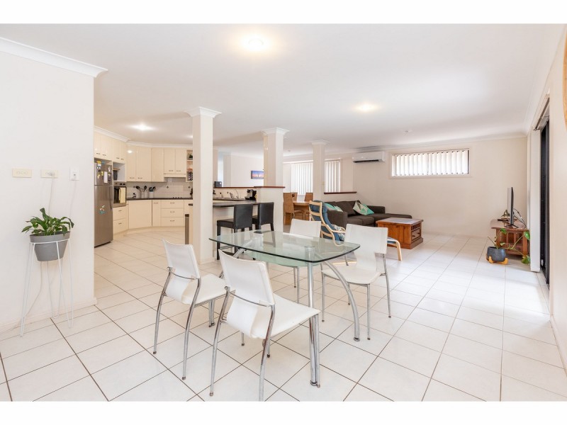 44 Wamara Crescent, Forster NSW 2428