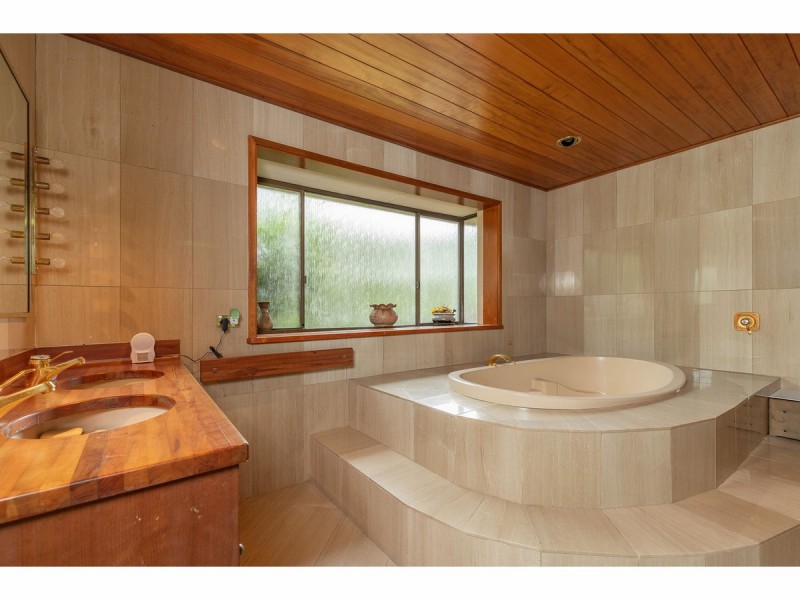 4 Homestead Heights, Hallidays Point NSW 2430