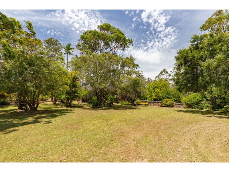 4 Homestead Heights, Hallidays Point NSW 2430