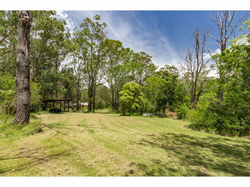4 Homestead Heights, Hallidays Point NSW 2430