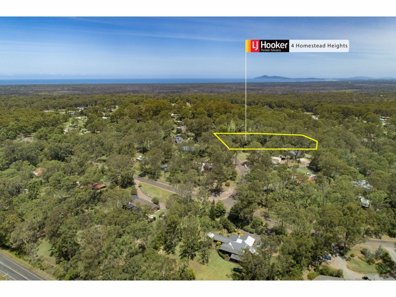 4 Homestead Heights, Hallidays Point NSW 2430