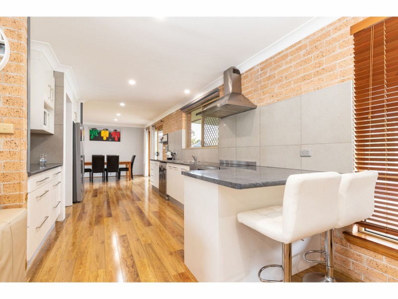 1 Bernborough Close, Tuncurry NSW 2428