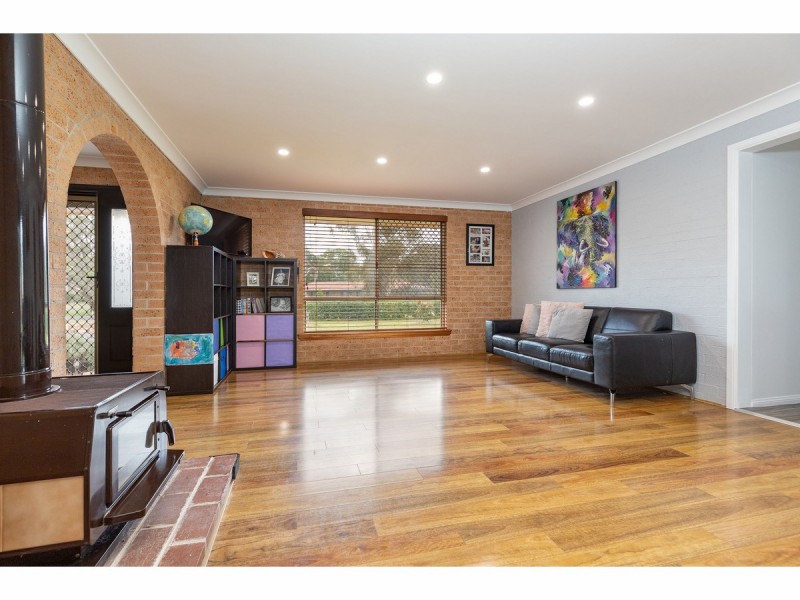 1 Bernborough Close, Tuncurry NSW 2428