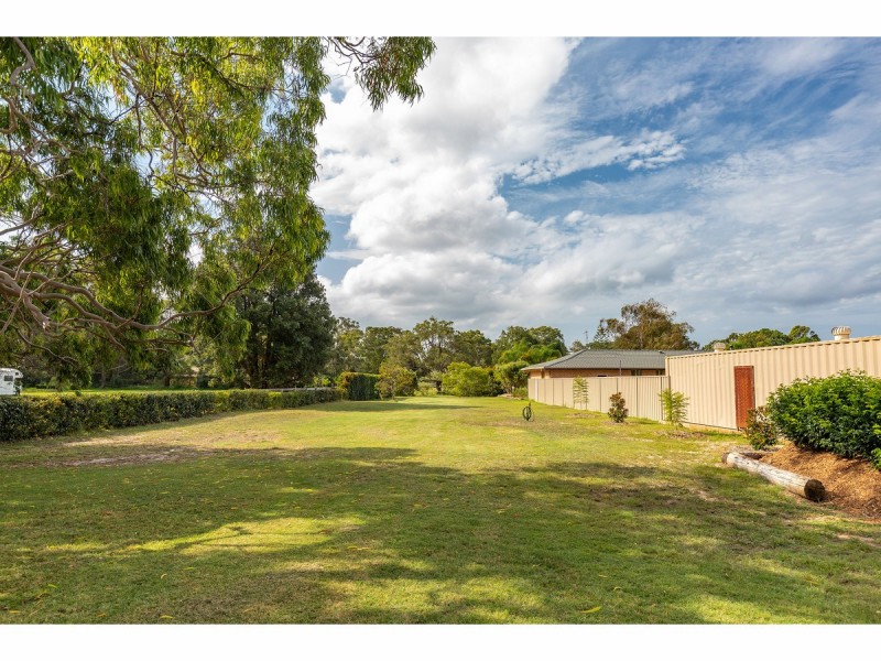 1 Bernborough Close, Tuncurry NSW 2428