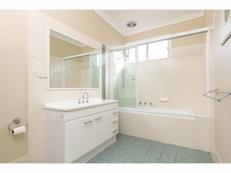 63 Manning Street, Tuncurry NSW 2428