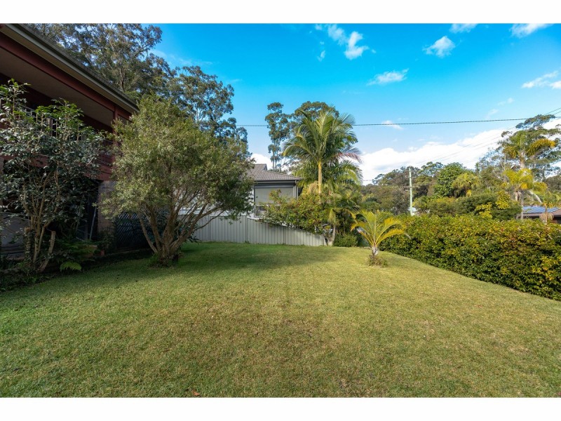 17 Windsor Street, Tarbuck Bay NSW 2428