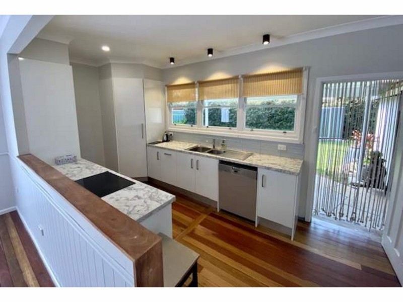 8 Breckenridge Street, Forster NSW 2428