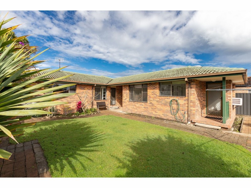 15 Blundell Avenue, Forster NSW 2428