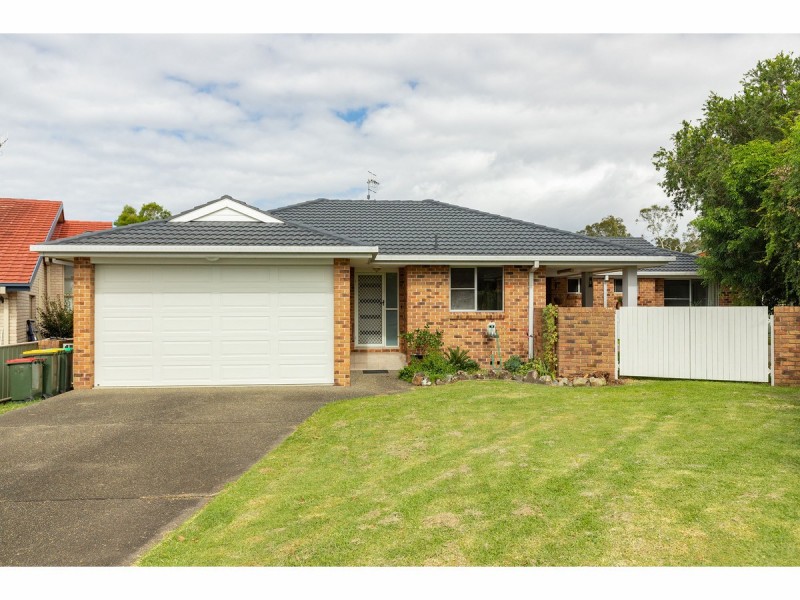 18 Greenview Close, Forster NSW 2428