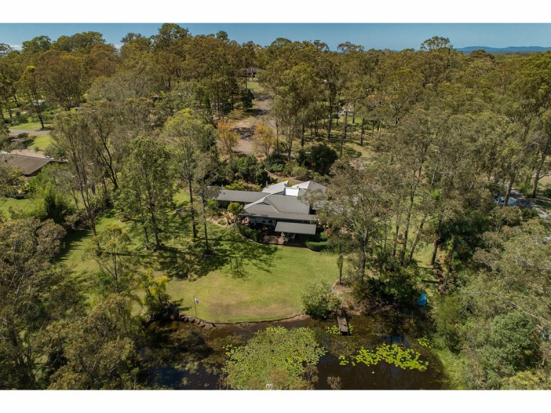 7 Woodlands Drive, Hallidays Point NSW 2430