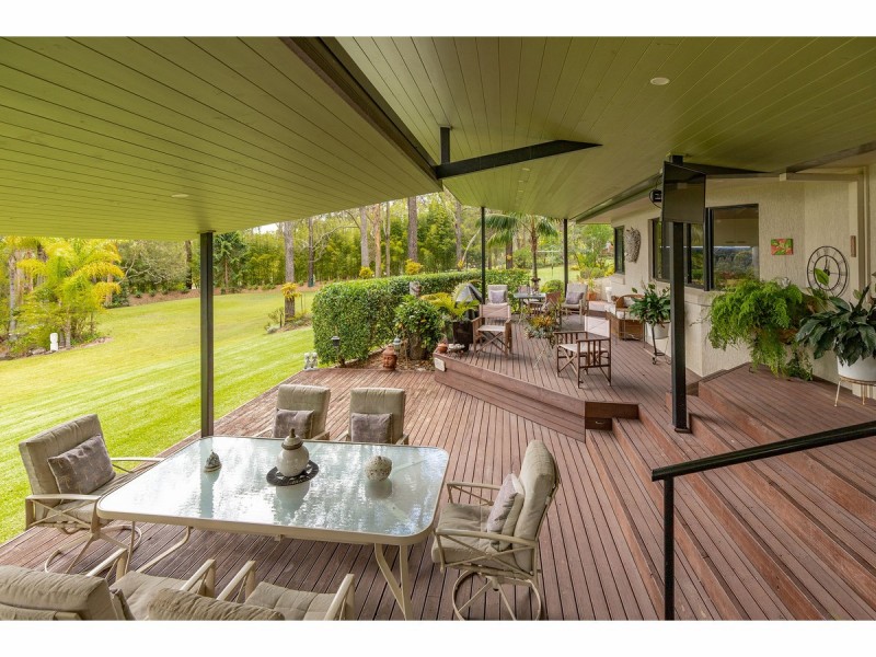 7 Woodlands Drive, Hallidays Point NSW 2430