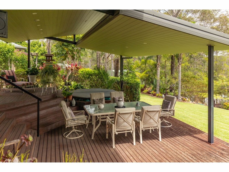 7 Woodlands Drive, Hallidays Point NSW 2430
