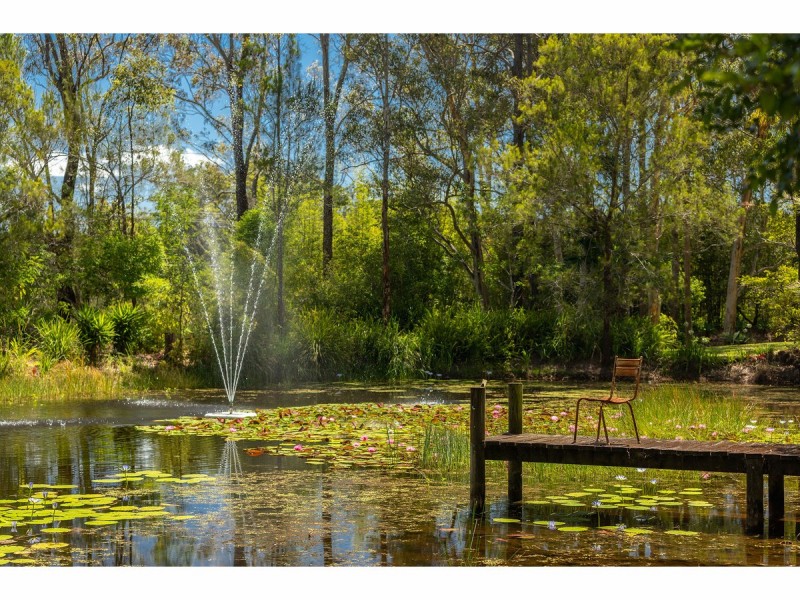 7 Woodlands Drive, Hallidays Point NSW 2430