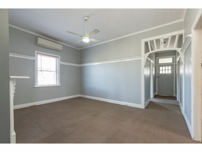39 Queen Street, Wingham NSW 2429
