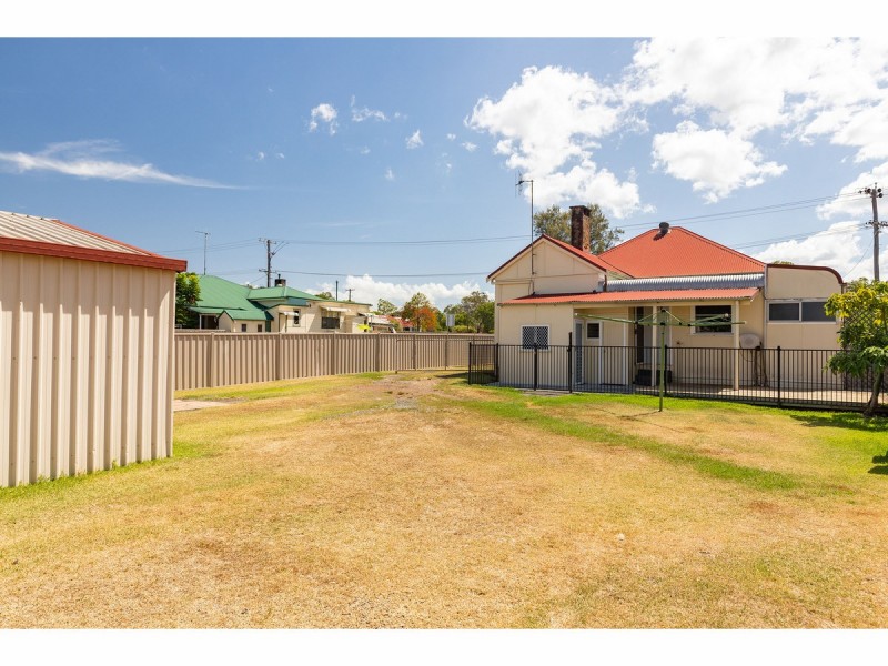 39 Queen Street, Wingham NSW 2429
