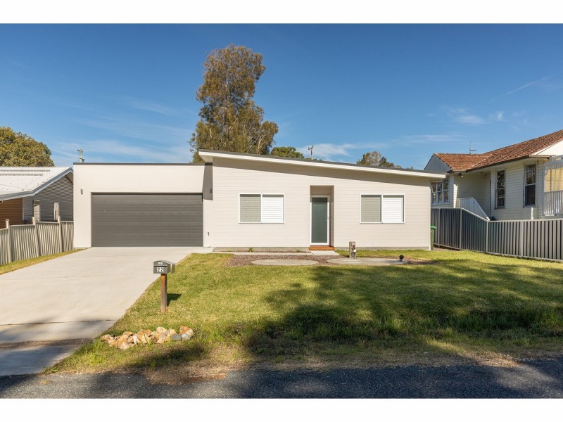 22 Kamarooka Street, Coomba Park NSW 2428