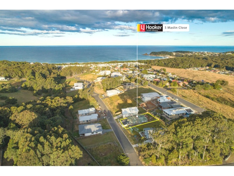 5 Maslin Close, Red Head NSW 2430