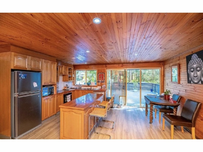 8 Fourth Ridge Street, Smiths Lake NSW 2428