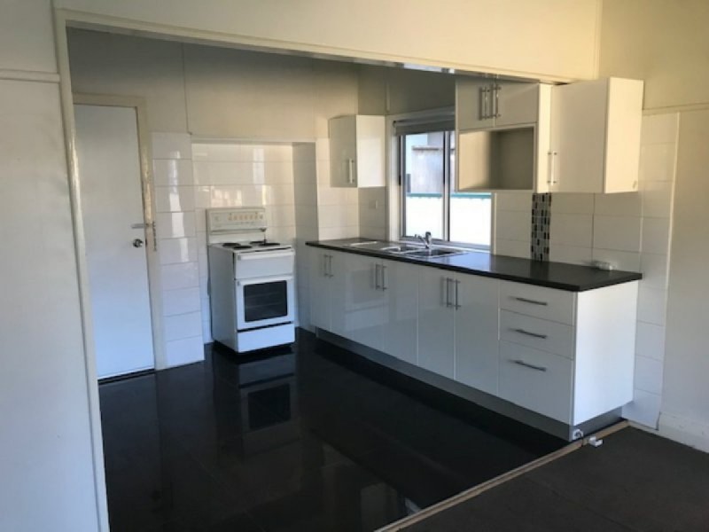 2/25 Breckenridge Street, Forster NSW 2428