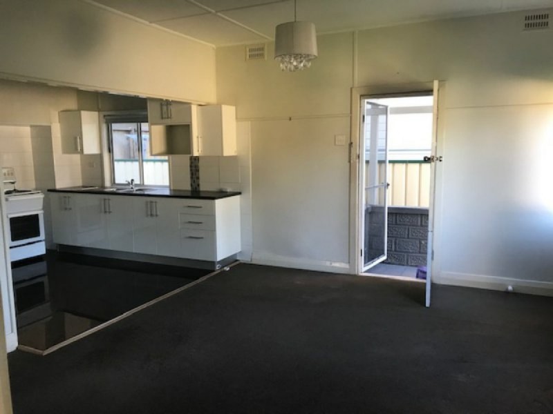 2/25 Breckenridge Street, Forster NSW 2428