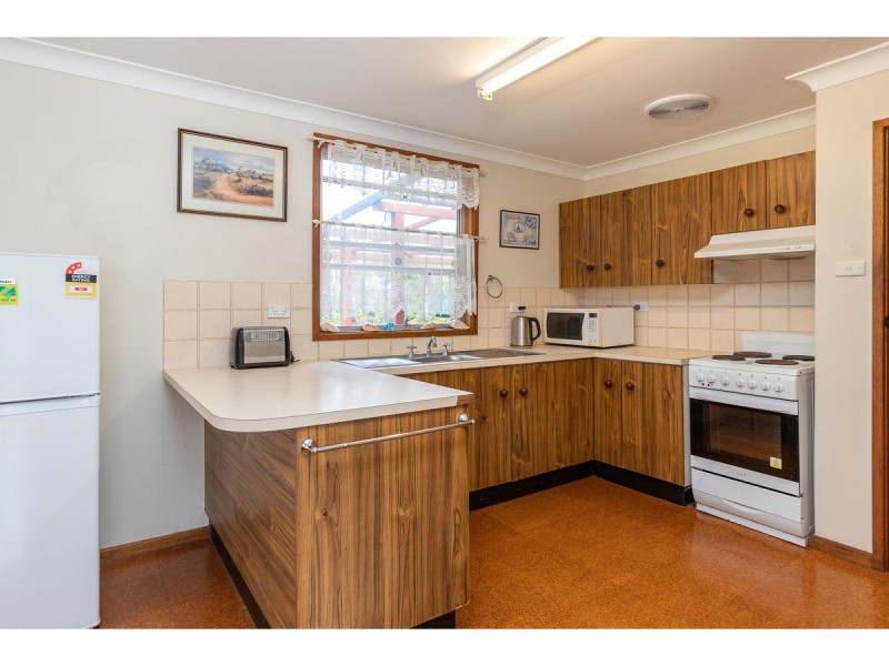 4 Charles Street, Smiths Lake NSW 2428