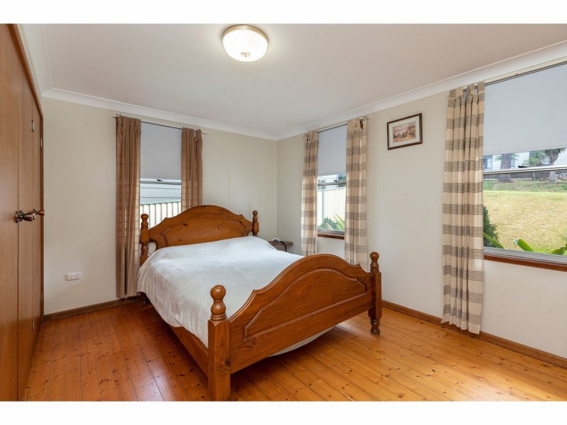 4 Charles Street, Smiths Lake NSW 2428