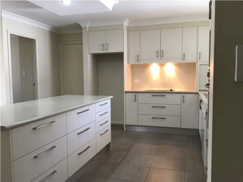 2/4 Caryota Place, Forster NSW 2428